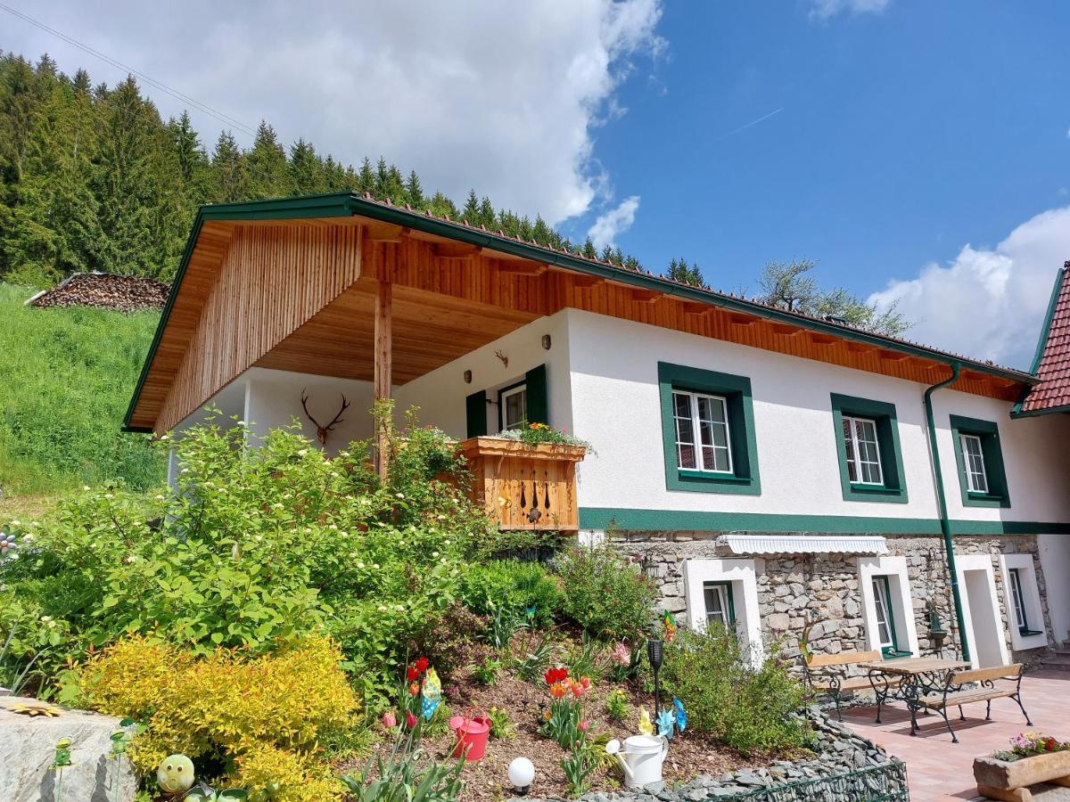 Landhaus Gruenjuwel 히머버그 외부 사진