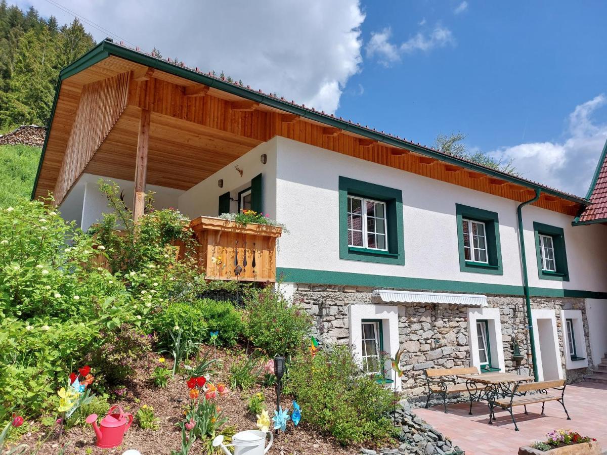 Landhaus Gruenjuwel 히머버그 외부 사진